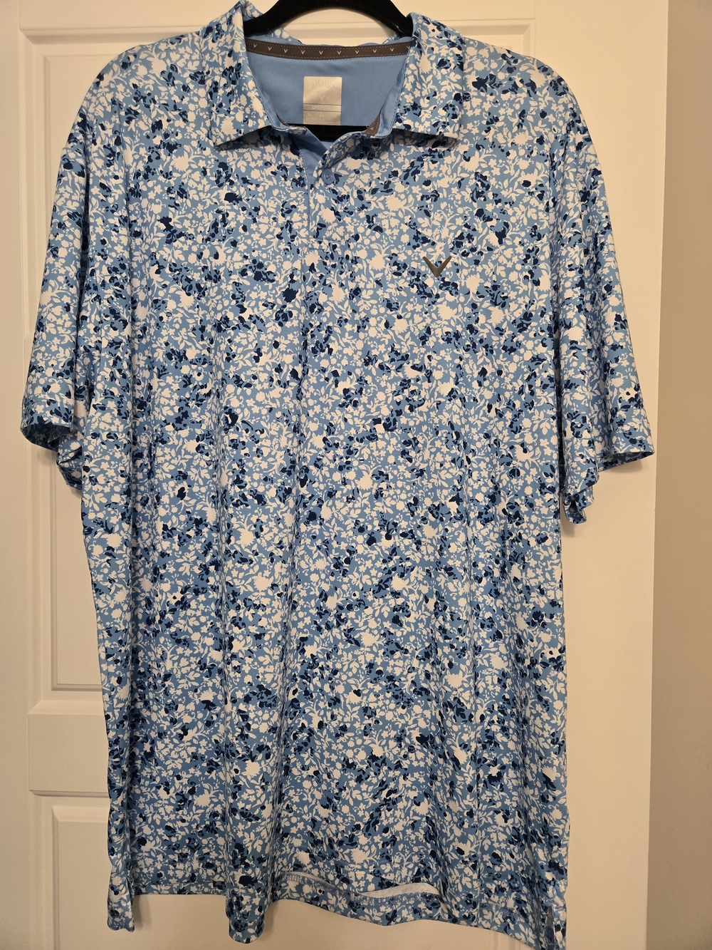 Callaway Light Blue and Navy Floral Performance Polo XL